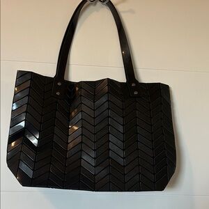 P Luca Geometric Bag